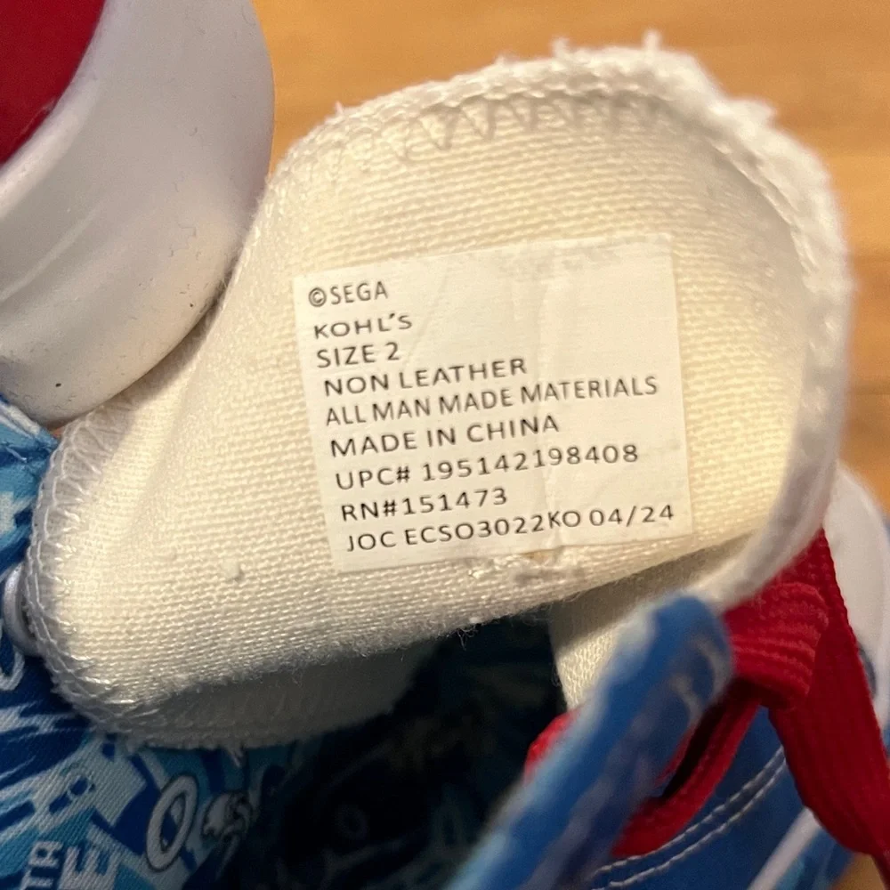 Size 2 Kids Sonic High-Top Sneakers - Picture 6 of 6